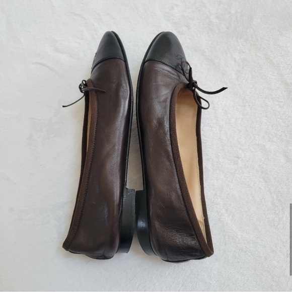 Chanel CC Bow Front Ballerina Flats - Picture 6 of 10